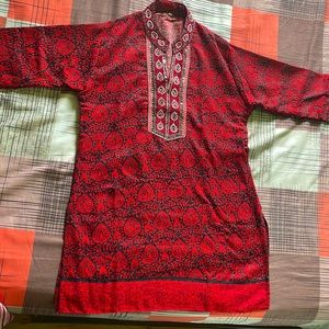 Indian brand, size M 32 colors Maroon with black printed women's top Kurti